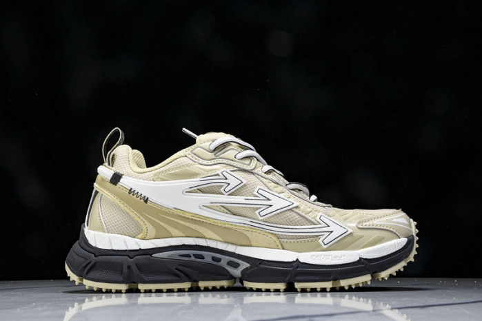 C/O​ SNEAKERS CO-029