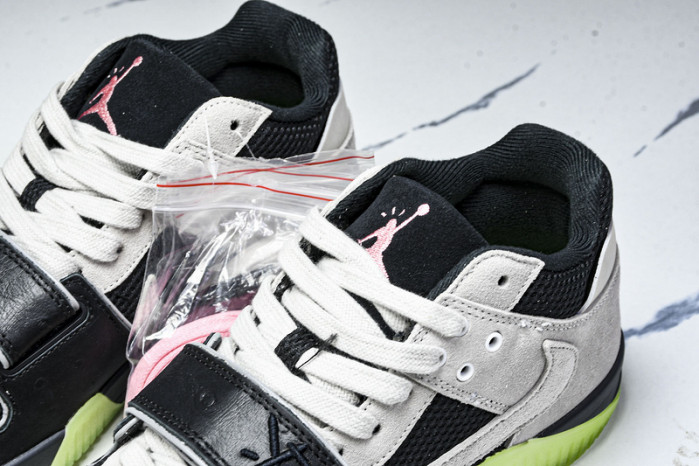 Chase B x Travis Scott x Jordan Jumpman Jack TR IH7971-001