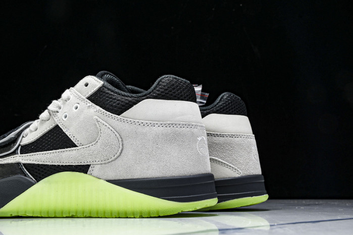 Chase B x Travis Scott x Jordan Jumpman Jack TR IH7971-001