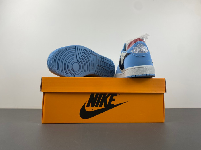 Travis Scott x Air Jordan 1 DM7866-107