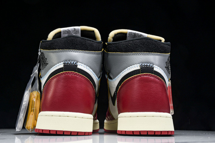 Union LA x Air Jordan 1 High OG “Chicago” HV8563-600