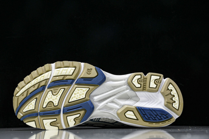 ASICS Gel-Kayano 14 1201A019-105