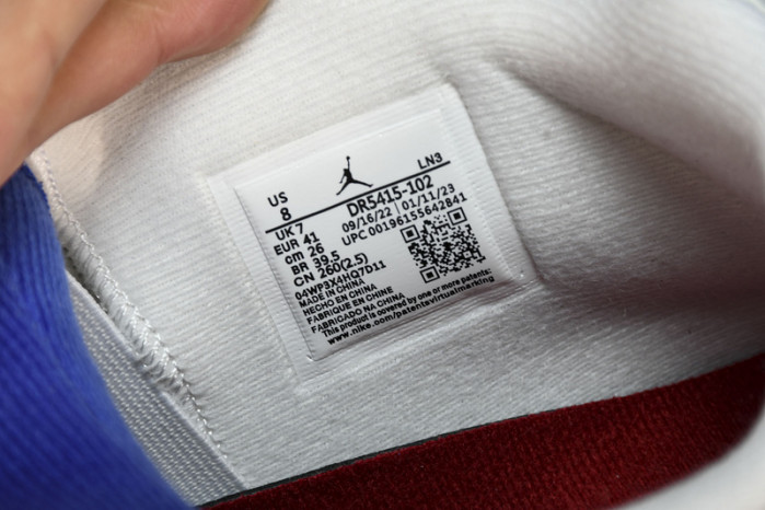 Nike SB x Jordan Air Jordan 4 "Sapphire" DR5415-102