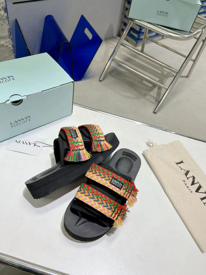 LA*NVN CURB SANDAS LCS-001