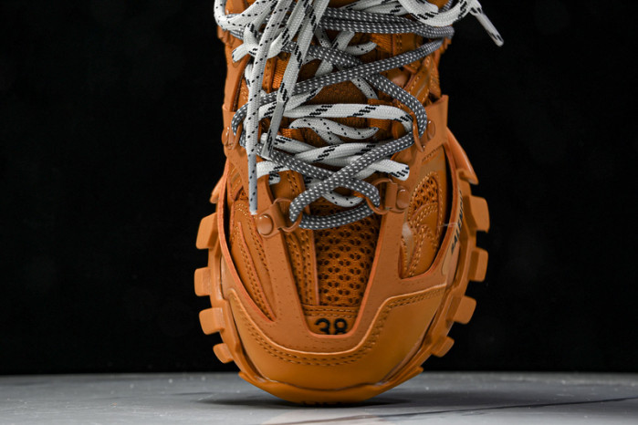 BALENGA TRACK BATK-002