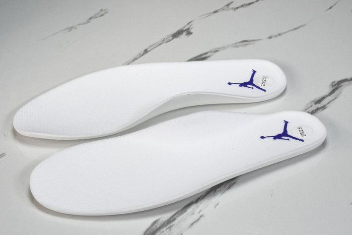 Jordan 3 Retro Kobe Bryant PE 869802-907