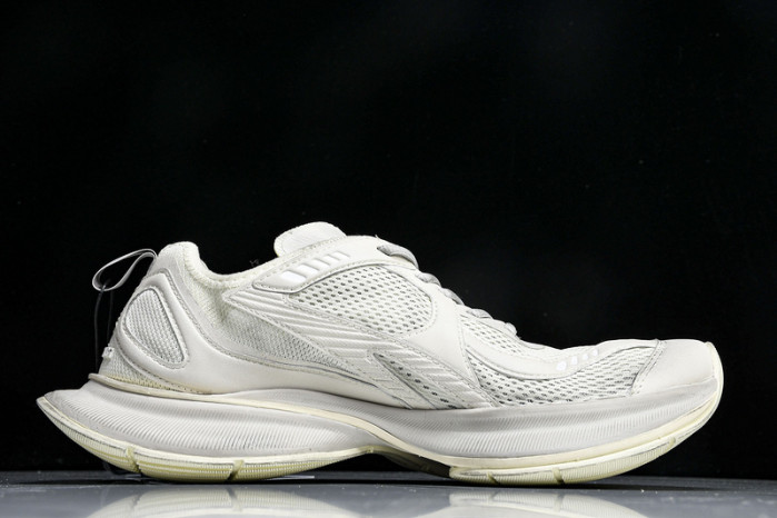 B*AL*ENCIAGA CIRCUIT BC-007