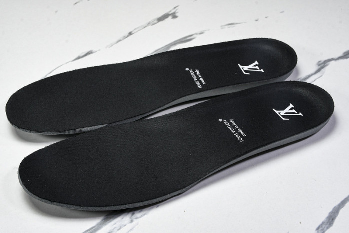 LOU VUIT CLASSIC LVTCC-001