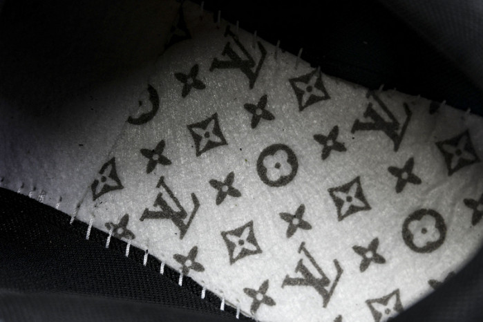 LOU VUIT CLASSIC LVTCC-001