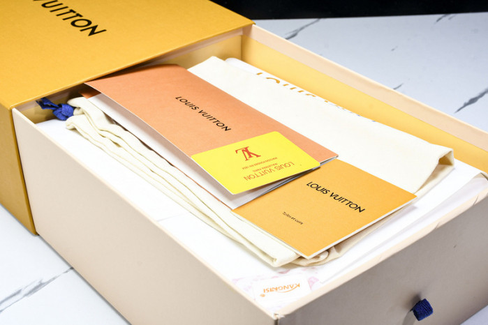 LOU VUIT RUN AWAY LVRA-009