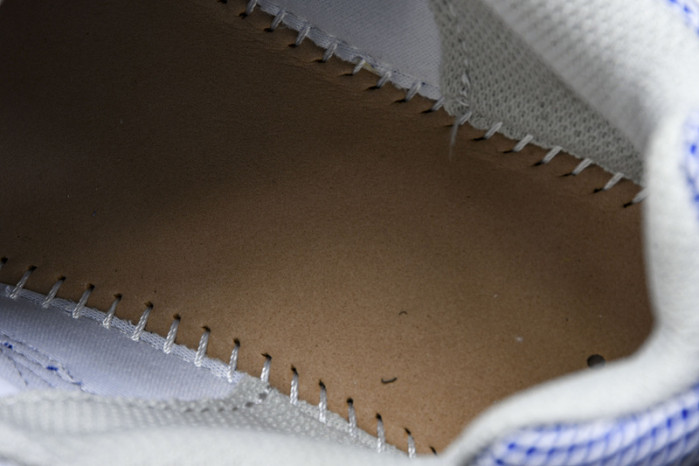 C/O​ SNEAKERS CO-022