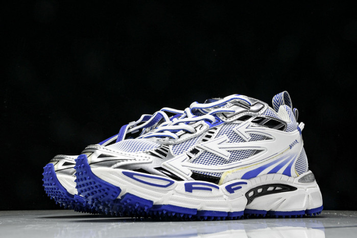 C/O​ SNEAKERS CO-022