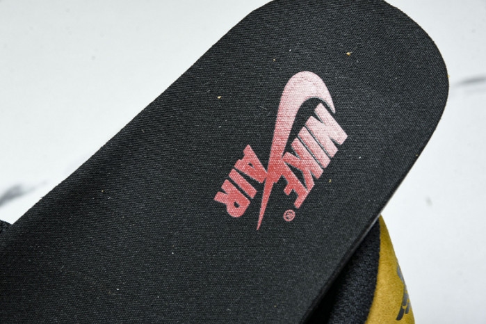 Air Jordan 1 Low “Rookie of the Year” CZ0790-107