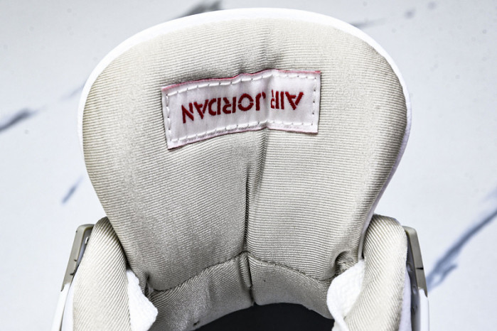 Jordan 4 Retro “White Oreo” CT8527-100