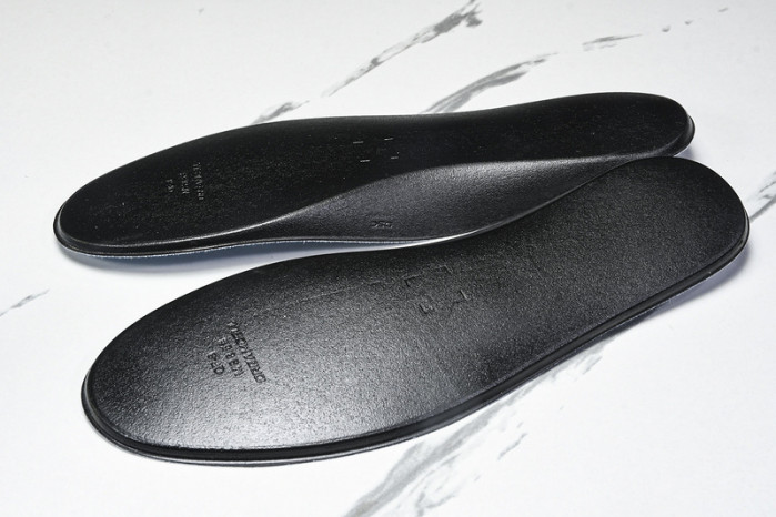 Air Jordan 4 “Forget Me Not” HV0823-100