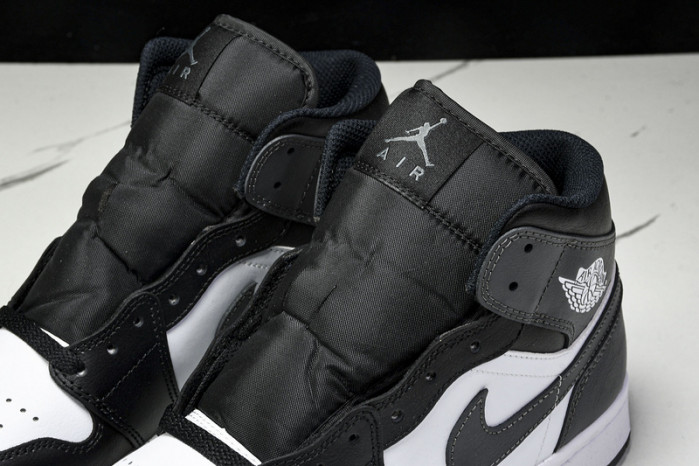 Jordan 1 Mid DQ8426-001