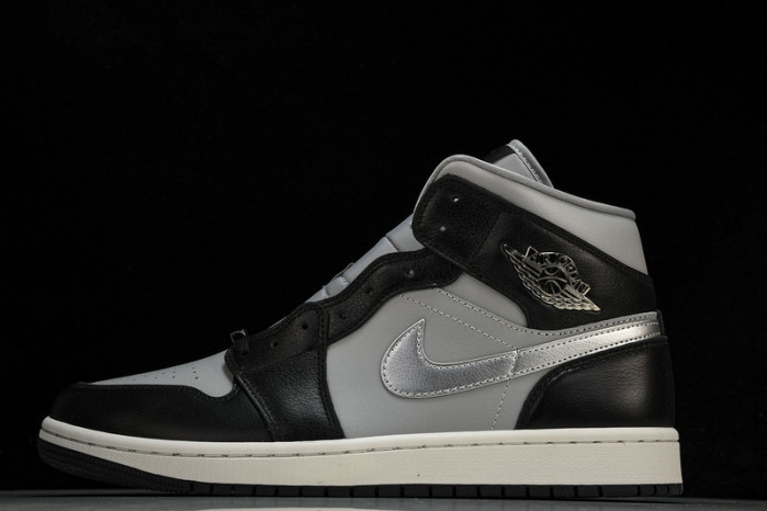 Air Jordan 1 Mid FB9832-002