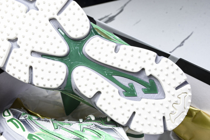 C/O​ SNEAKERS CO-023