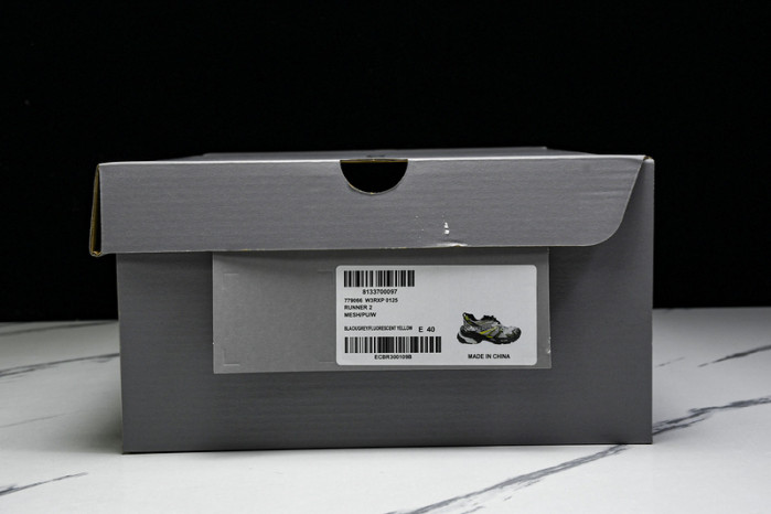 Ba*len*cia*ga track runner  btt-205