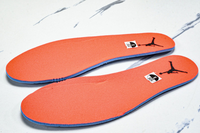 Jordan 4 Retro "Taupe Haze" DB0732-200