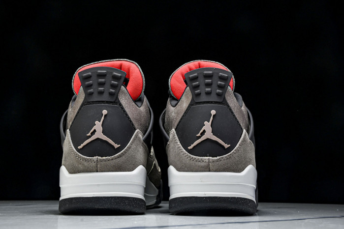 Jordan 4 Retro "Taupe Haze" DB0732-200