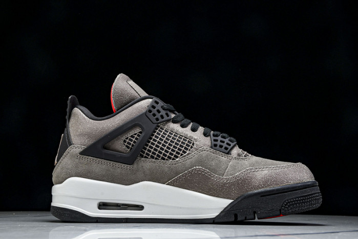 Jordan 4 Retro "Taupe Haze" DB0732-200