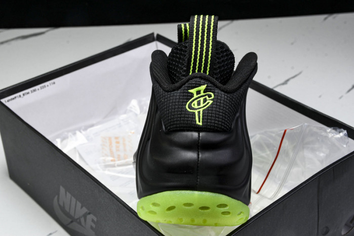 Nike Air Foamposite One “Volt” HF2902-001