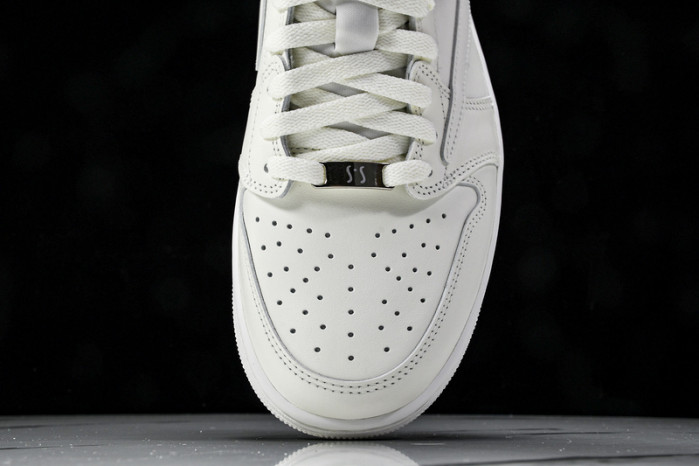 Travis Scott x Air Jordan 1 Low OG TD1228-111