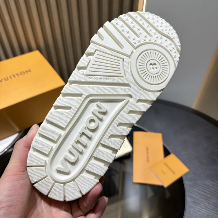 LOU VUIT SNEAKERS LVSS-0389