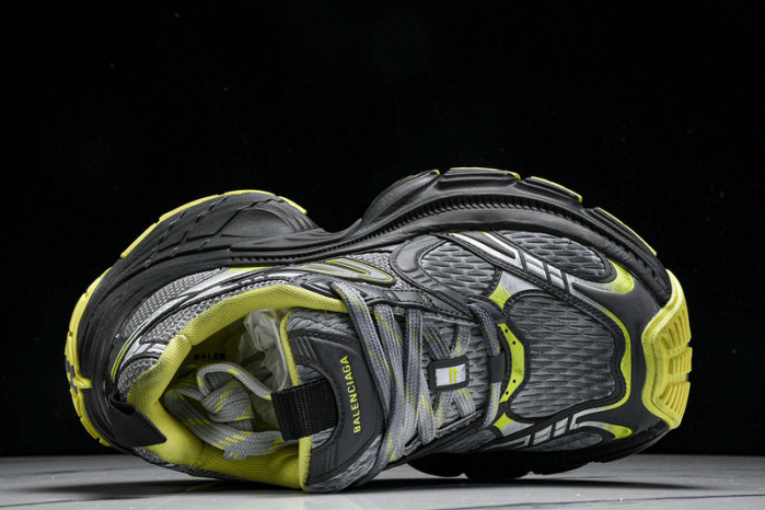 Ba*len*cia*ga 10xl bxi-004