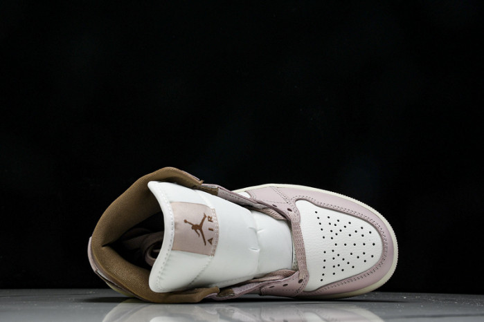 Air Jordan 1 Mid BQ6472-620