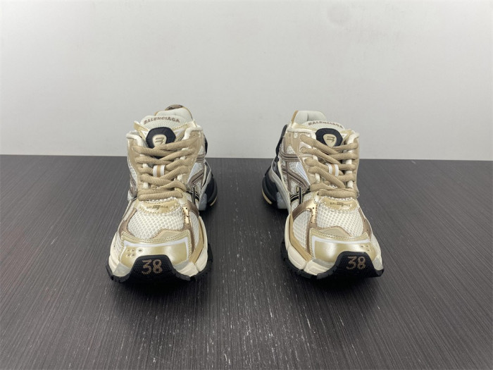 Ba*len*cia*ga track trainer  btt-022