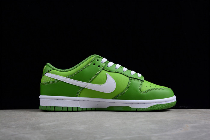 nike dunk low chlorophyll   dj6188-300