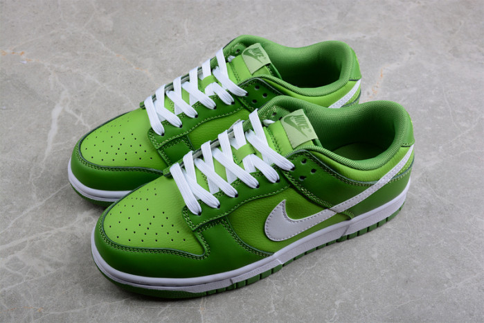 nike dunk low chlorophyll   dj6188-300