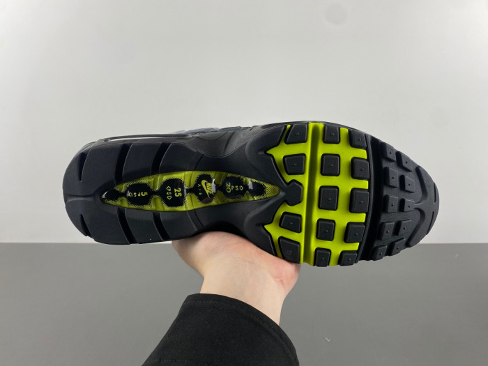 The Nike Air Max CT1689-001