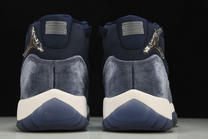 air jordan 11 velvet “midnight navy” ar0715-441