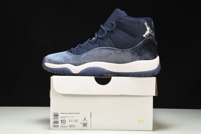 air jordan 11 velvet “midnight navy” ar0715-441