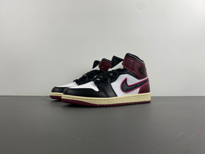 air jordan 1  mid    fq7818-101