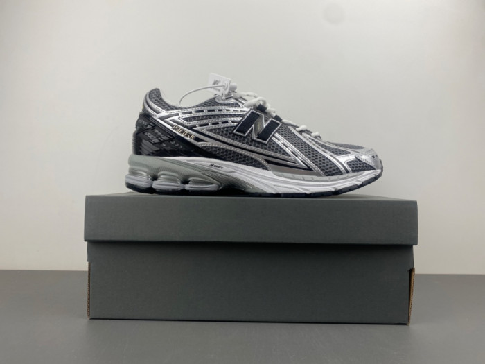 New Balance 1906 M1906RCG