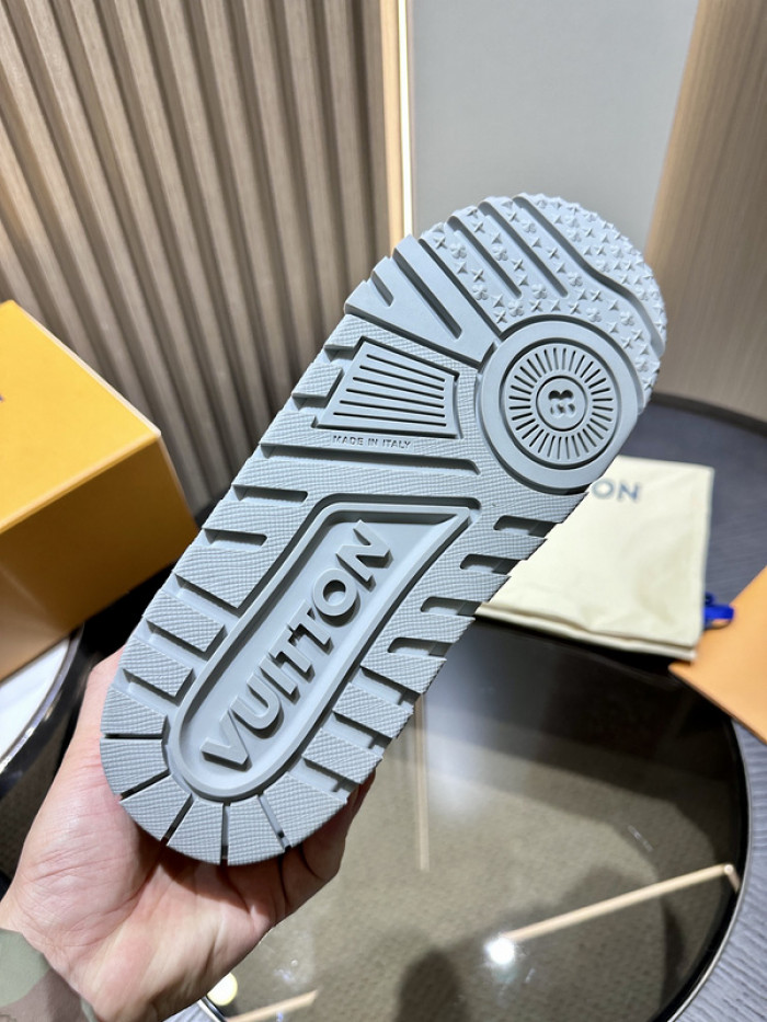 lou vuit sci-fi sneakers  lvss-0195