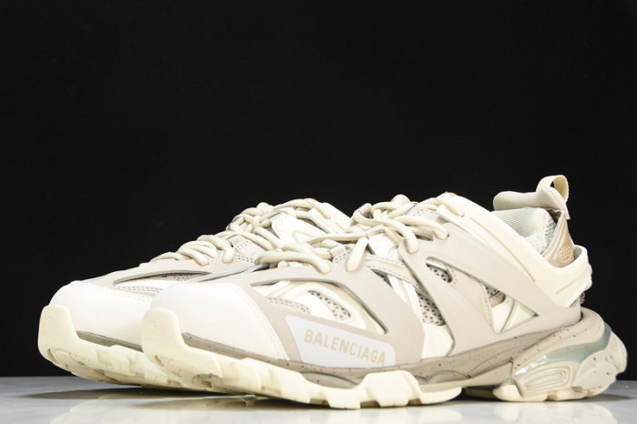 Ba*len*cia*ga track trainer  btt-060