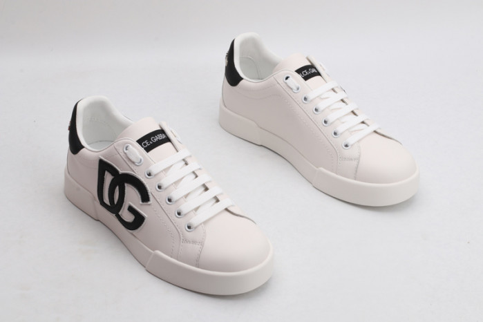 dg  sneakers  dg -053