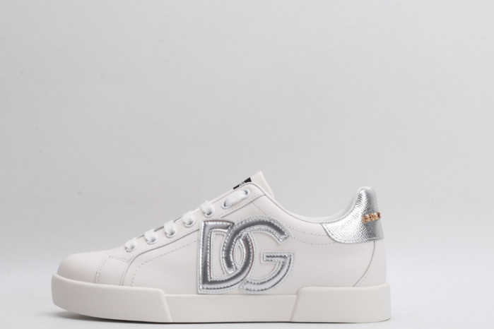 dg  sneakers  dg -055