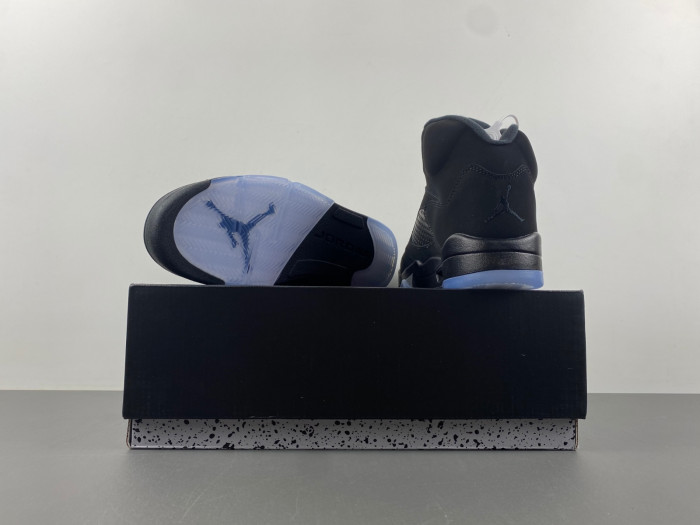 air jordan 5  “black metallic reimagined” hf3975-001