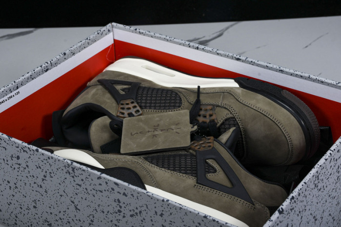 Air Jordan 4 Retro UNDFTD JBM351-M1