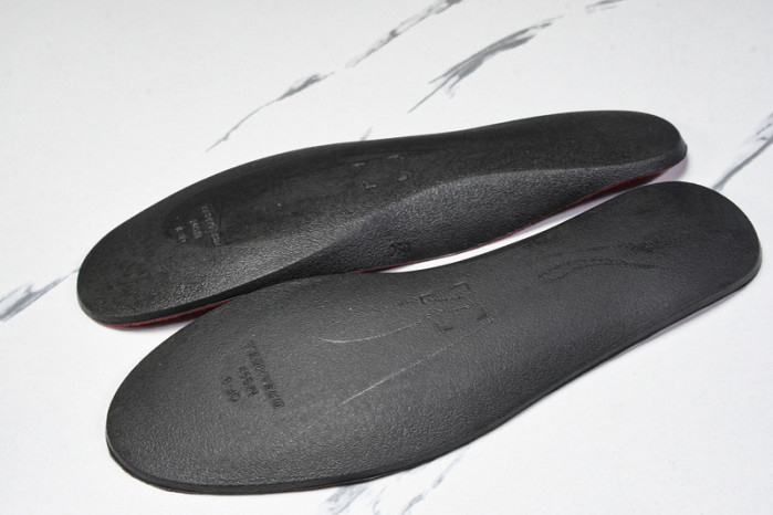 Jordan 4 Retro SB Varsity Red DR5415-106