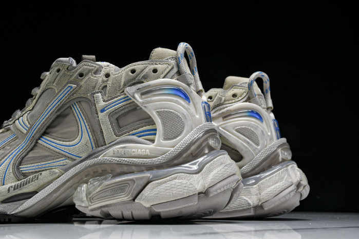 Ba*len*cia*ga track runner  btt-188