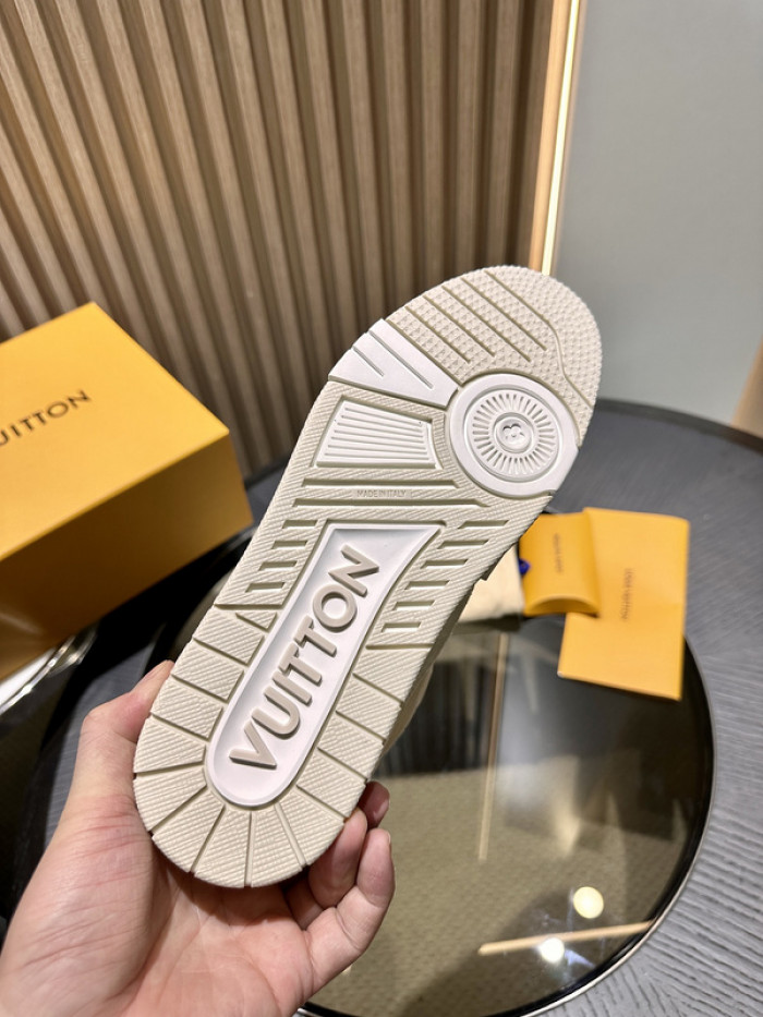 lou vuit sci-fi sneakers  lvss-0142