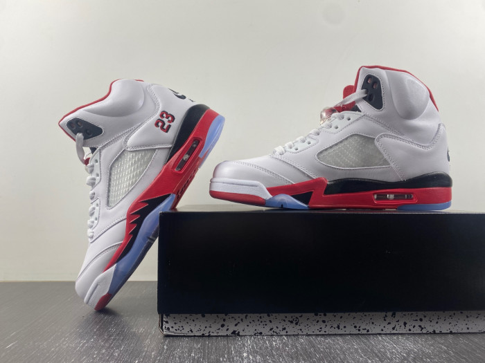 air jordan 5 low  136027-120