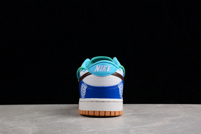 nk dunk low se "free .99"  cz2496-100